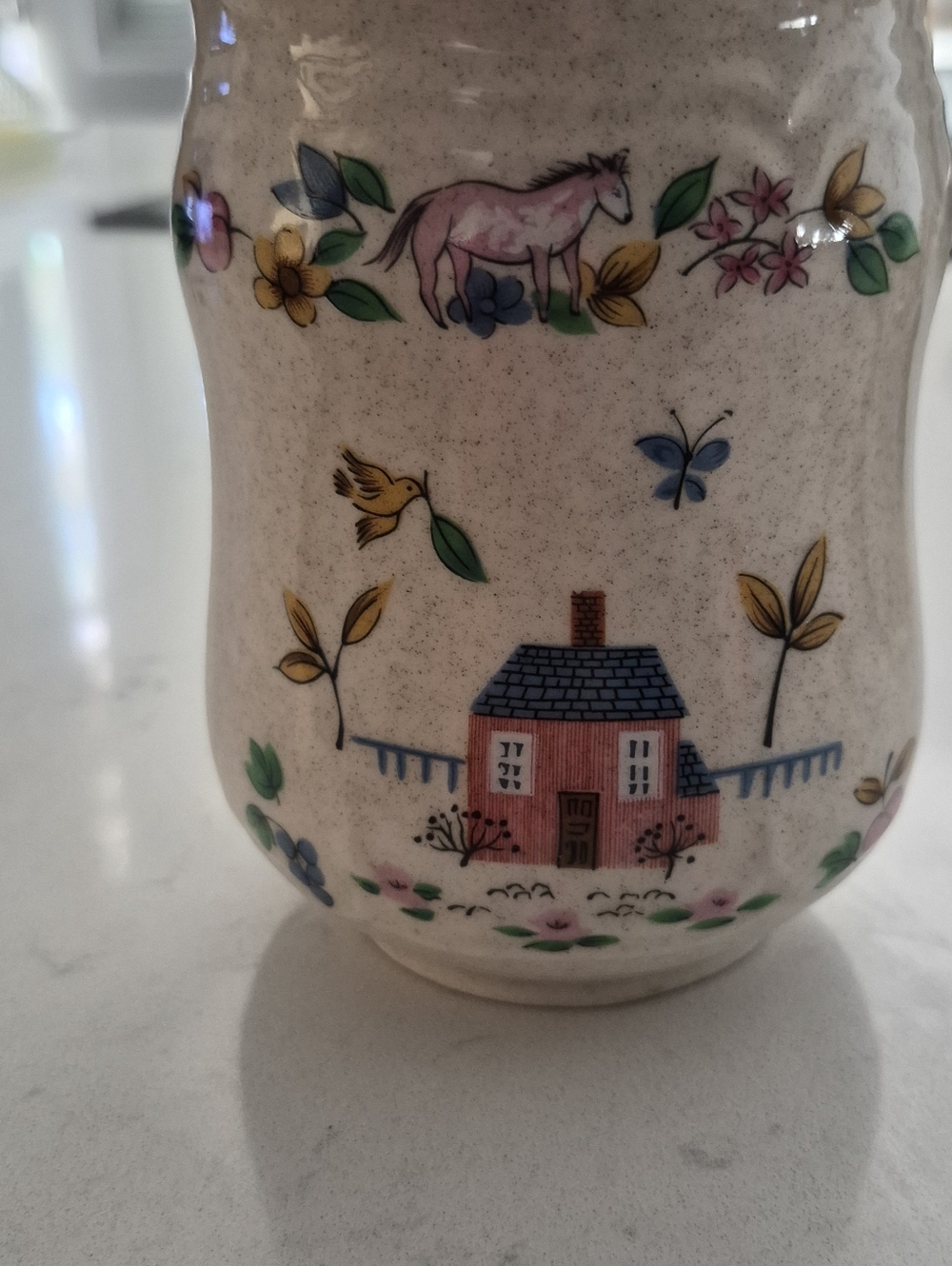 Hearland International  No Top